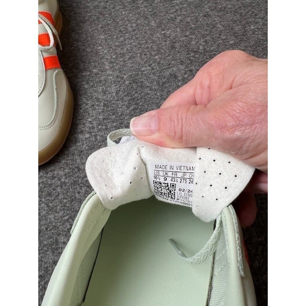 Adidas Womens Gazelle Indoor Linen Green Solar Orange IF6982 Sz 10.5 - Picture 10 of 13